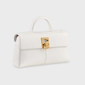 Cafune Stance Wallet on Chain - White